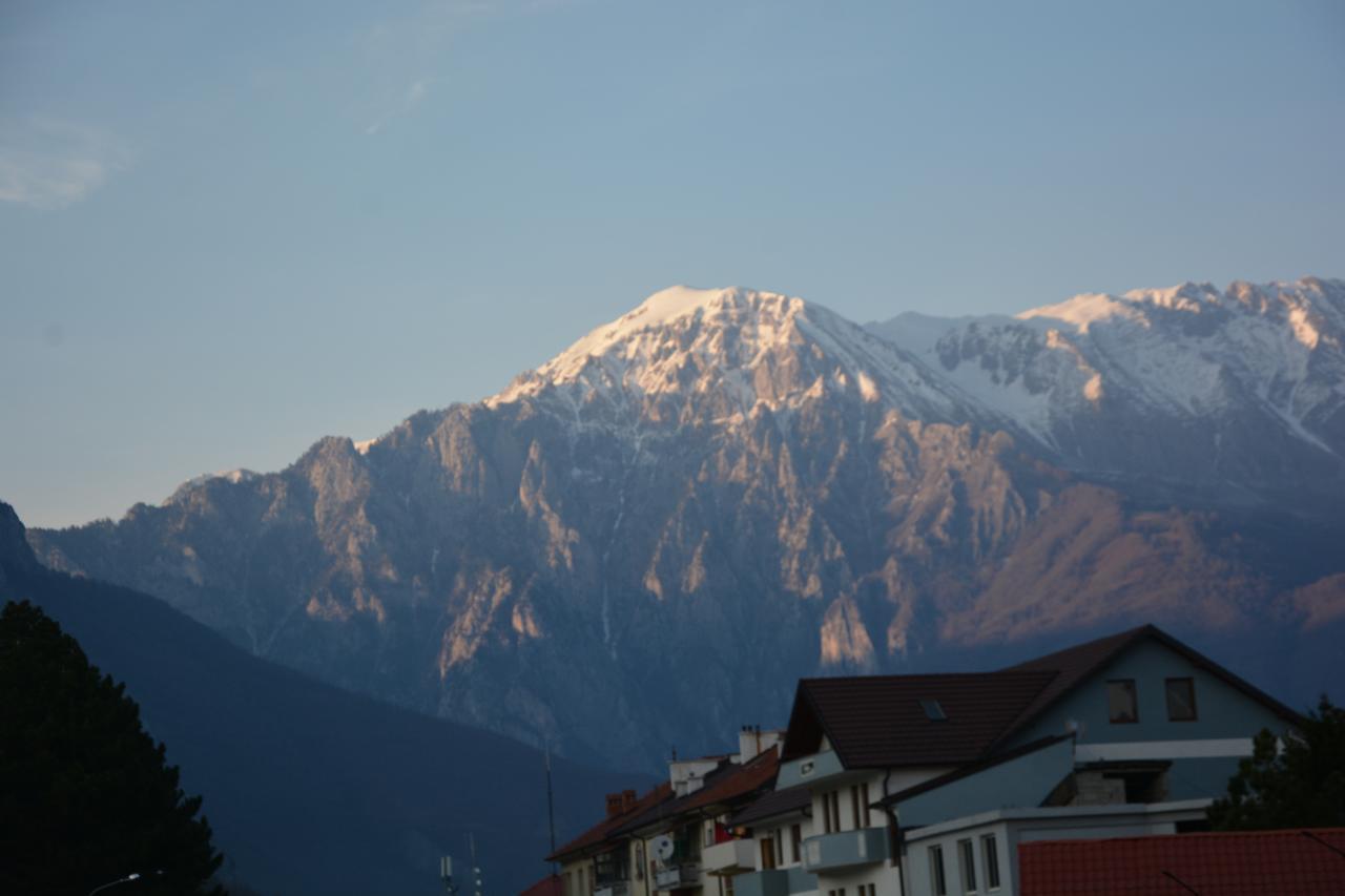 Hotel Turizem Shkelzeni Bajram Curri Exteriér fotografie
