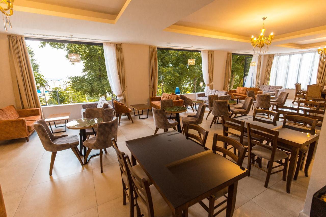Hotel Turizem Shkelzeni Bajram Curri Exteriér fotografie